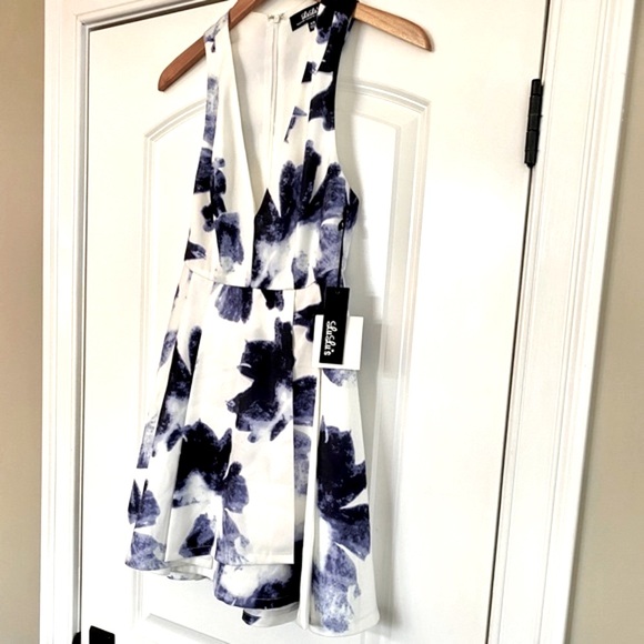 Lulu’s Seeing Chic Tulip Dress (XS) - Picture 6 of 12